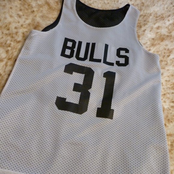 bulls sleeveless